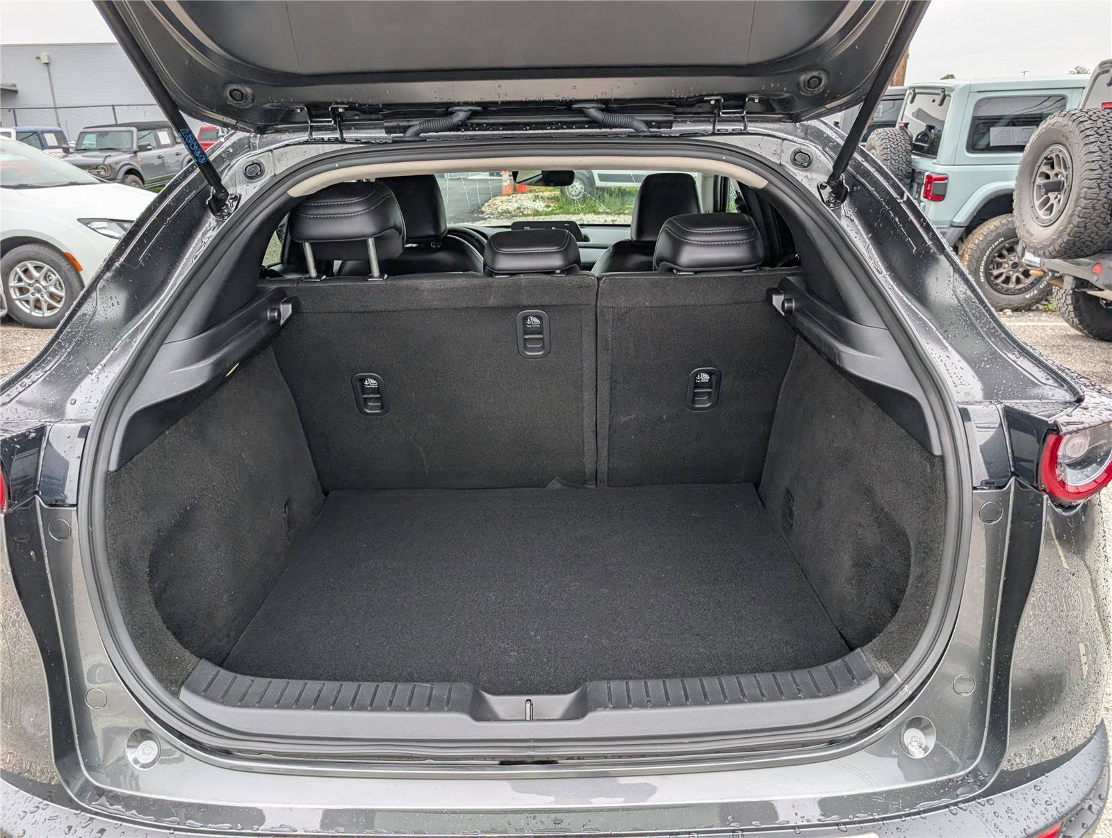 Used 2024 MAZDA CX-30 AWD 2.5 S w/ Preferred Package image 12