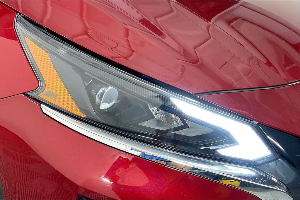 Used 2025 Nissan Altima 2.5 SV FWD image 36