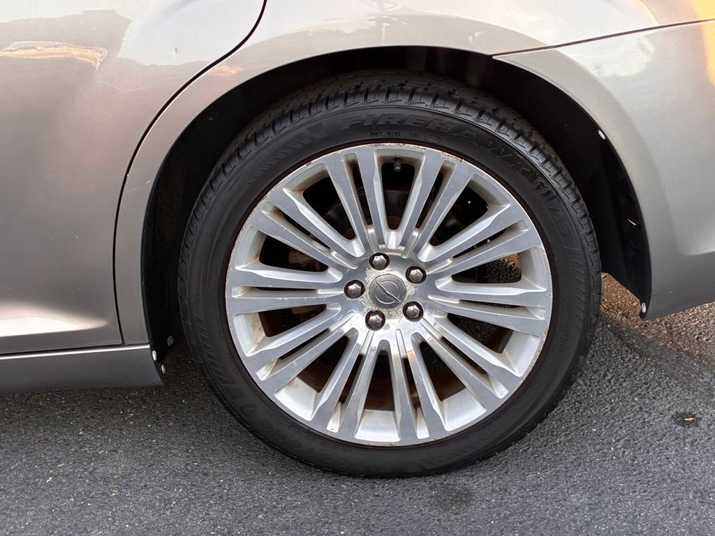 Used 2014 Chrysler 300 C w/ Beats Audio Group RWD image 53