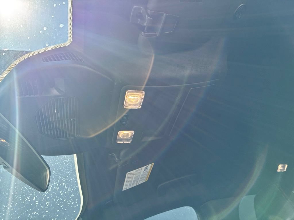 Used 2025 Ford Escape ST-Line AWD/4WD image 23