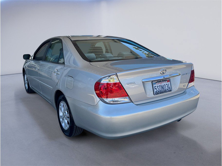 Used 2006 Toyota Camry LE FWD image 4