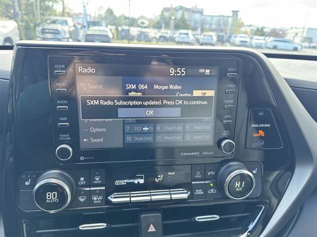 Used 2022 Toyota Highlander Bronze Edition AWD/4WD image 18