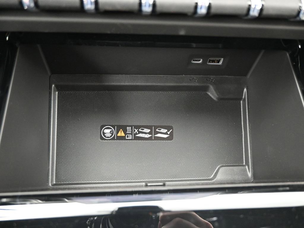 New 2026 GMC Yukon Elevation image 19