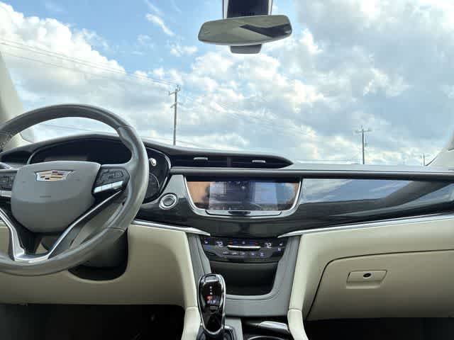 Used 2021 Cadillac XT6 Premium Luxury image 30