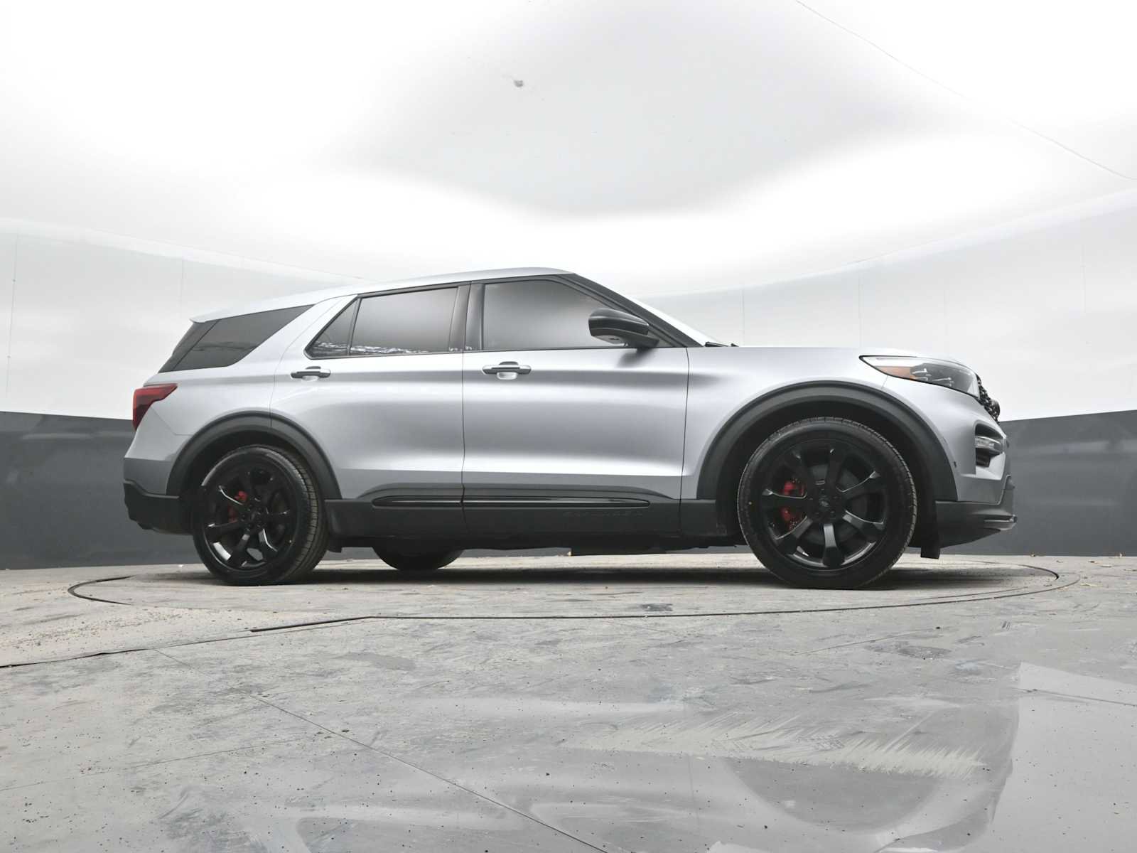 Used 2022 Ford Explorer ST w/ ST High-Performance Pack image 48