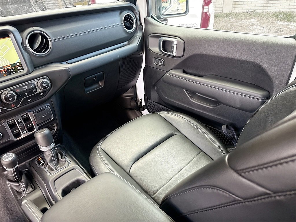 Used 2023 Jeep Wrangler Unlimited Sahara w/ Cold Weather Group image 25