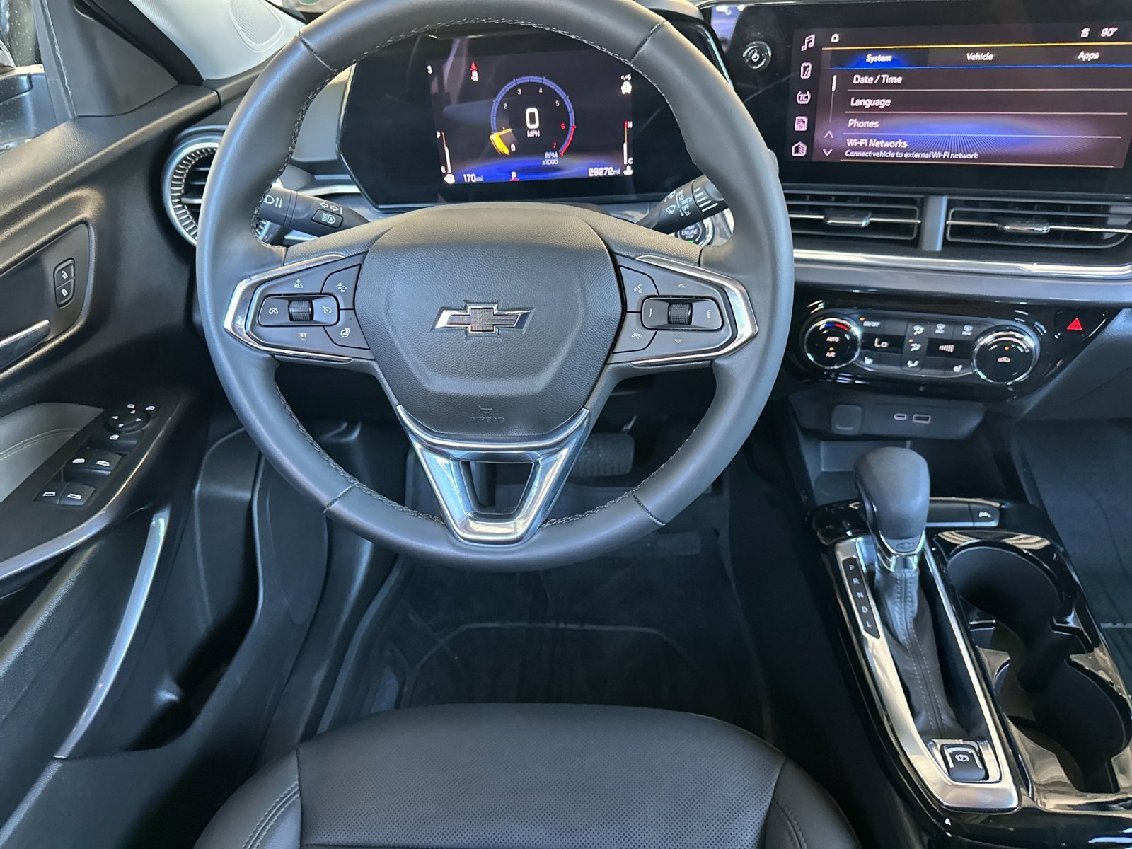 Used 2024 Chevrolet Trax ACTIV w/ Driver Confidence Package image 14