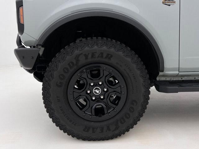 Used 2023 Ford Bronco Wildtrak AWD/4WD image 34