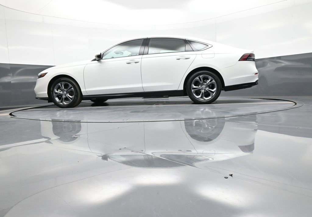 Certified 2024 Honda Accord EX-L image 32