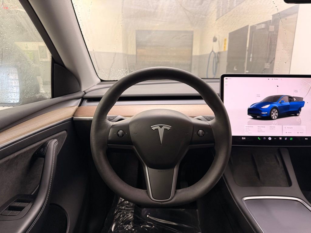 Used 2023 Tesla Model Y Long Range image 20