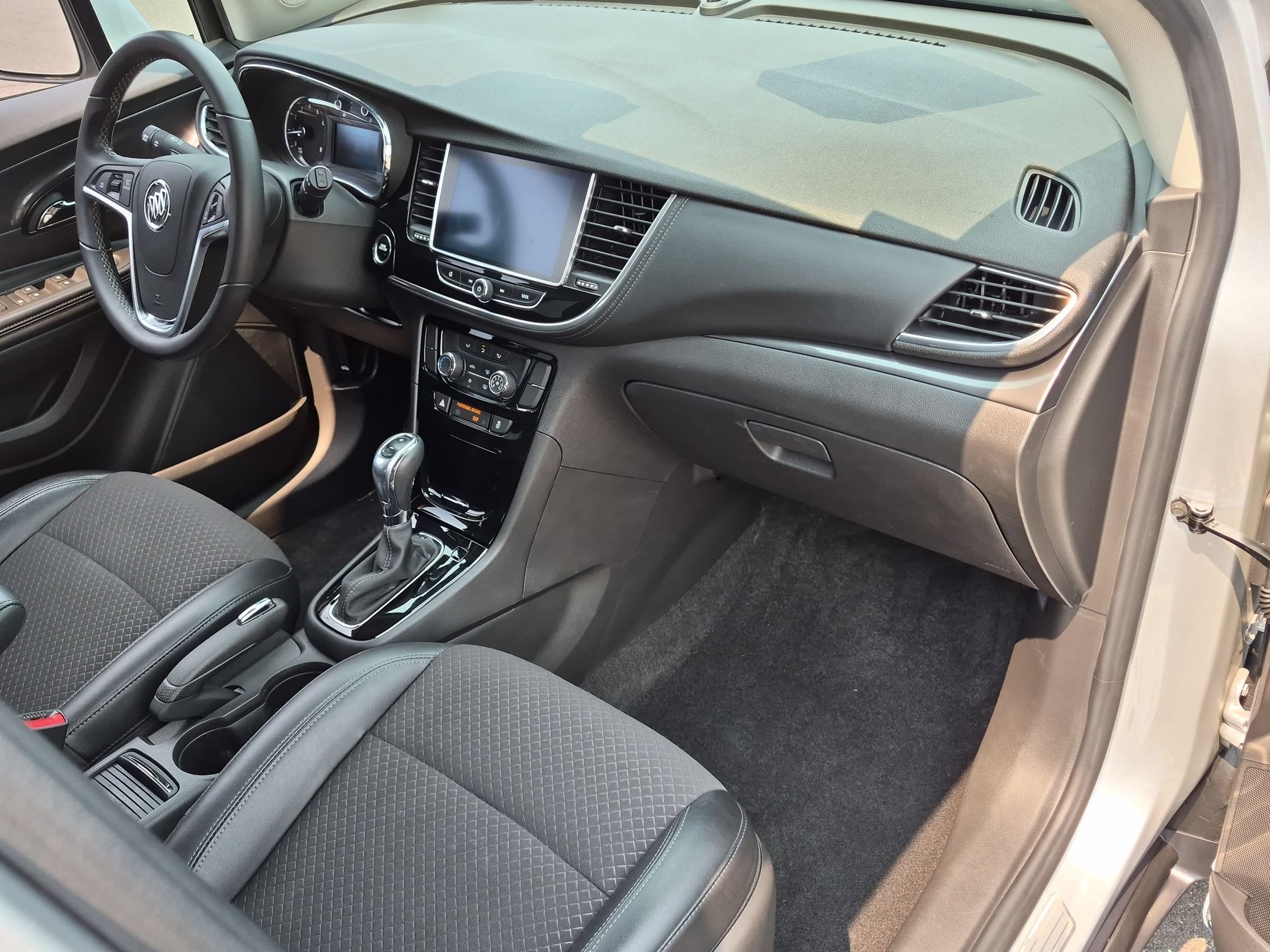 Certified 2019 Buick Encore Preferred w/ Safety Package FWD image 27