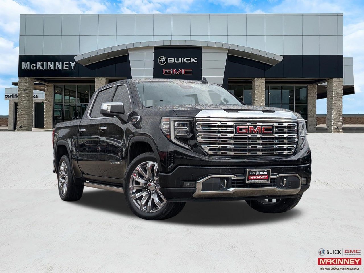 Used 2024 GMC Sierra 1500 Denali AWD/4WD image 1