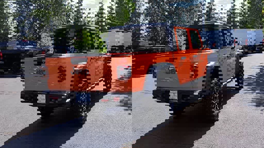New 2025 Jeep Gladiator Rubicon w/ Convenience Group image 8