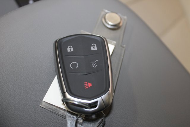 New 2025 Cadillac XT5 Premium Luxury w/ LPO, Floor Liner Package image 19