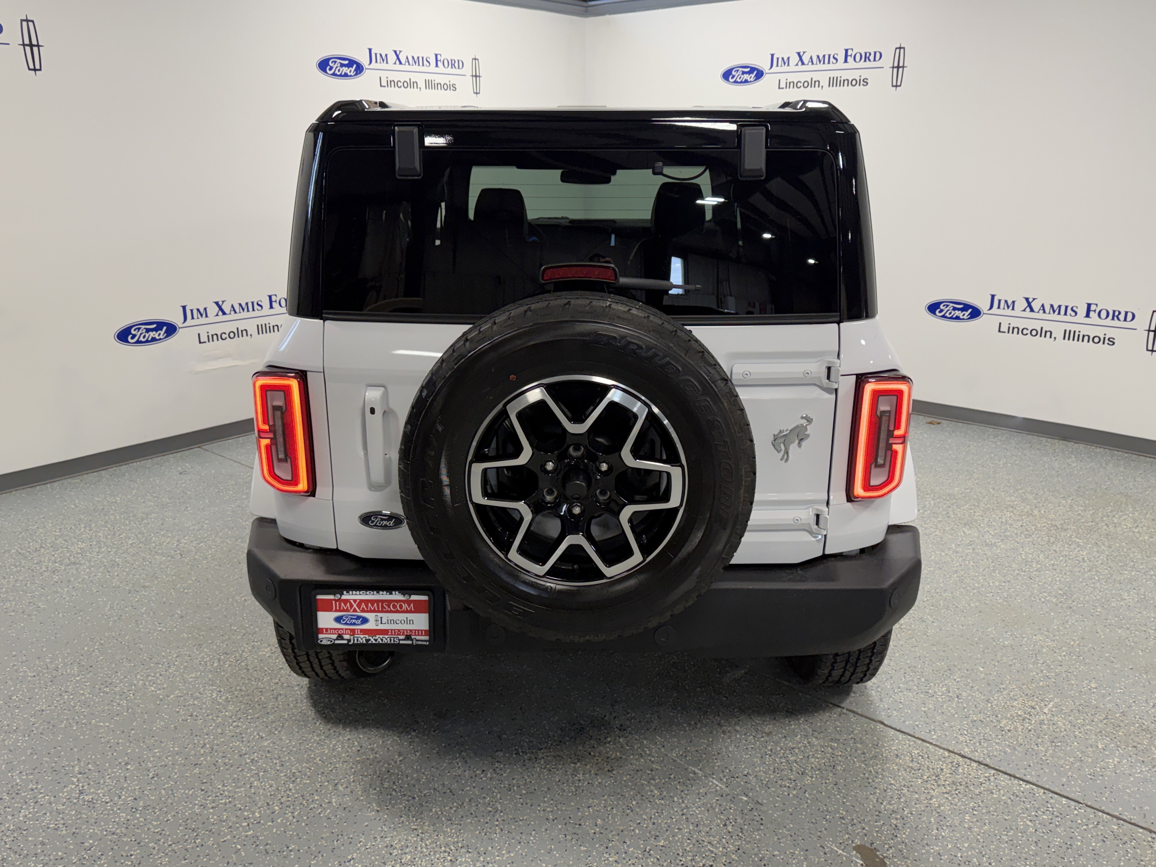 Used 2025 Ford Bronco Outer Banks image 35