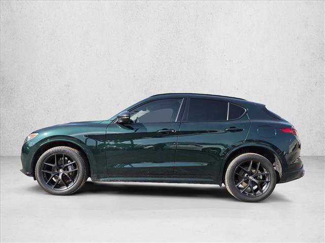 Used 2021 Alfa Romeo Stelvio Ti w/ Nero Edizione AWD/4WD image 8