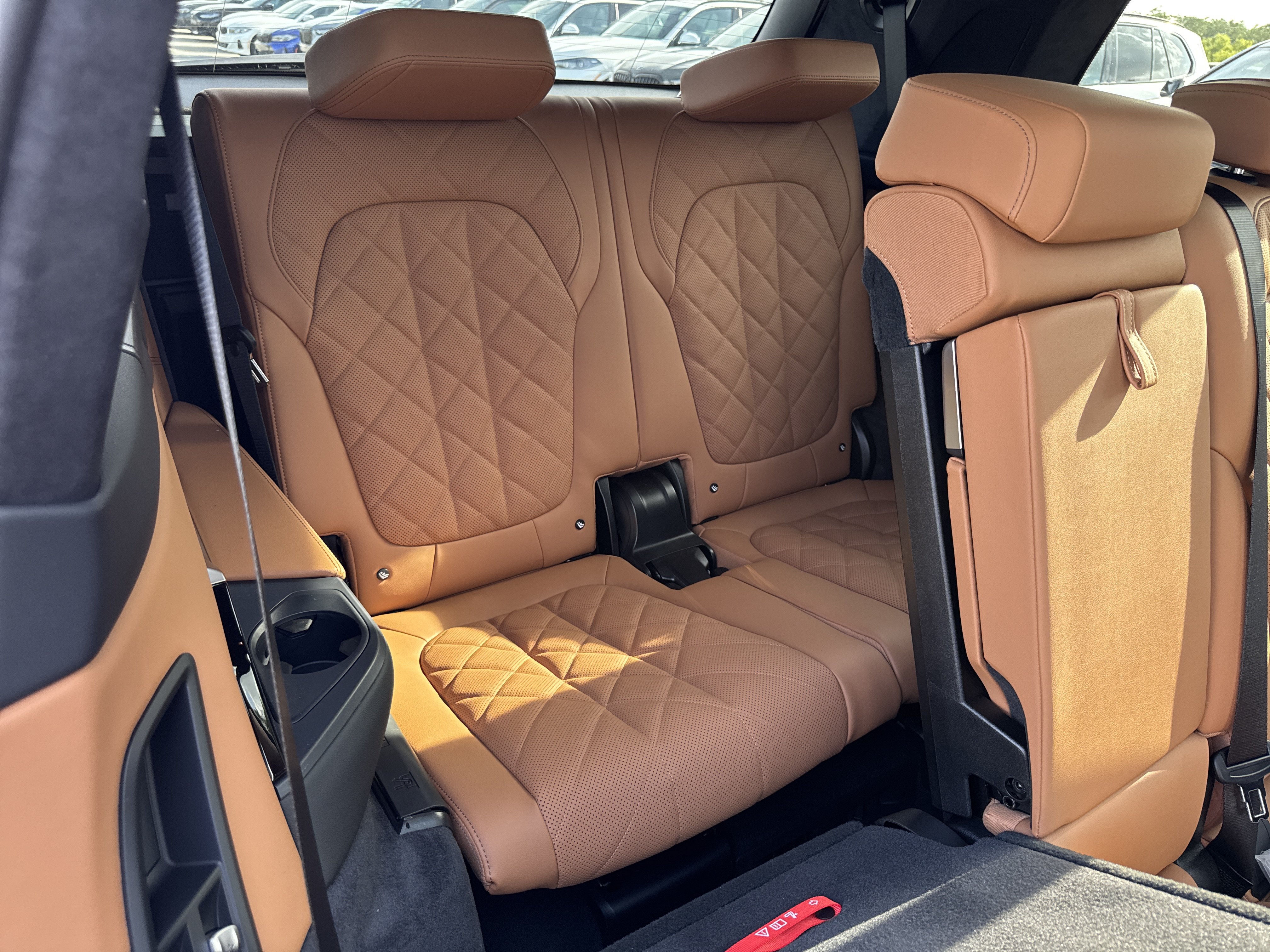 New 2027 BMW X7 xDrive40i w/ M Sport Package AWD/4WD image 12