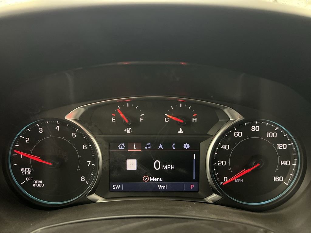 Used 2022 Chevrolet Equinox RS w/ RS Leather Package image 11