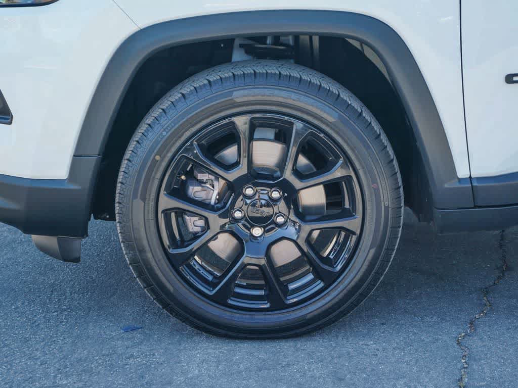 Certified 2023 Jeep Compass Latitude AWD/4WD image 9