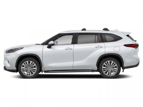 New 2025 Toyota Highlander Platinum image 3