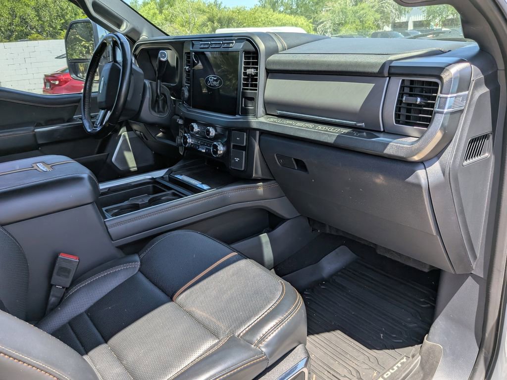 Used 2024 Ford F450 Platinum w/ FX4 Off-Road Package AWD/4WD image 13