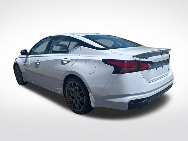 Used 2024 Nissan Altima 2.0 SR FWD image 5