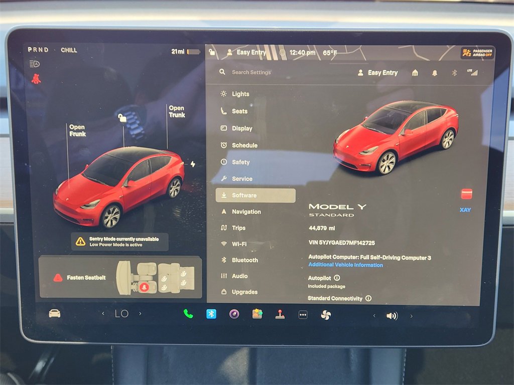 Used 2021 Tesla Model Y Standard Range 4D Sport Utilit image 18