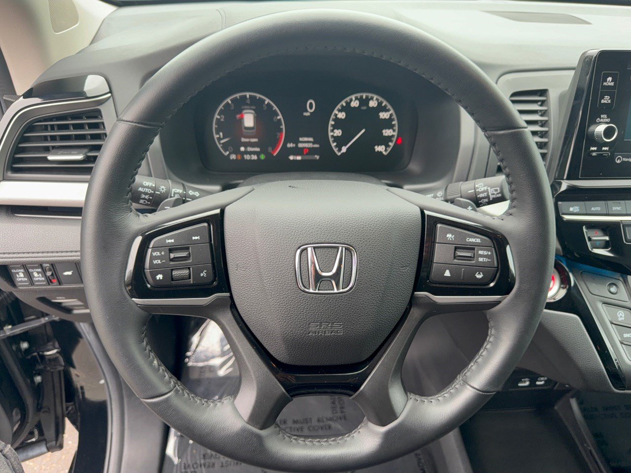 Certified 2025 Honda Odyssey Touring image 10