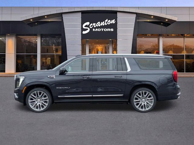 New 2026 GMC Yukon XL Denali w/ Denali Reserve Package image 2