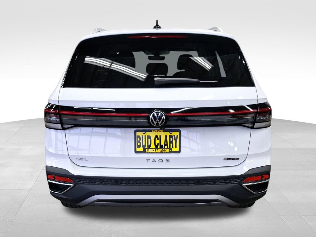 New 2025 Volkswagen Taos SEL image 7
