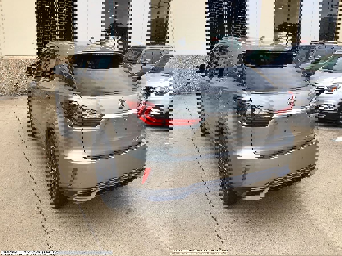 Used 2017 Lexus RX 450h AWD image 4