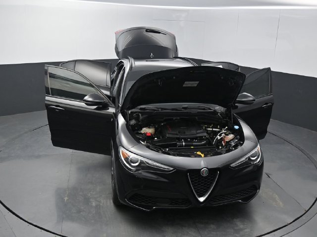 Used 2022 Alfa Romeo Stelvio Ti w/ Active Assist Plus Package AWD/4WD image 68