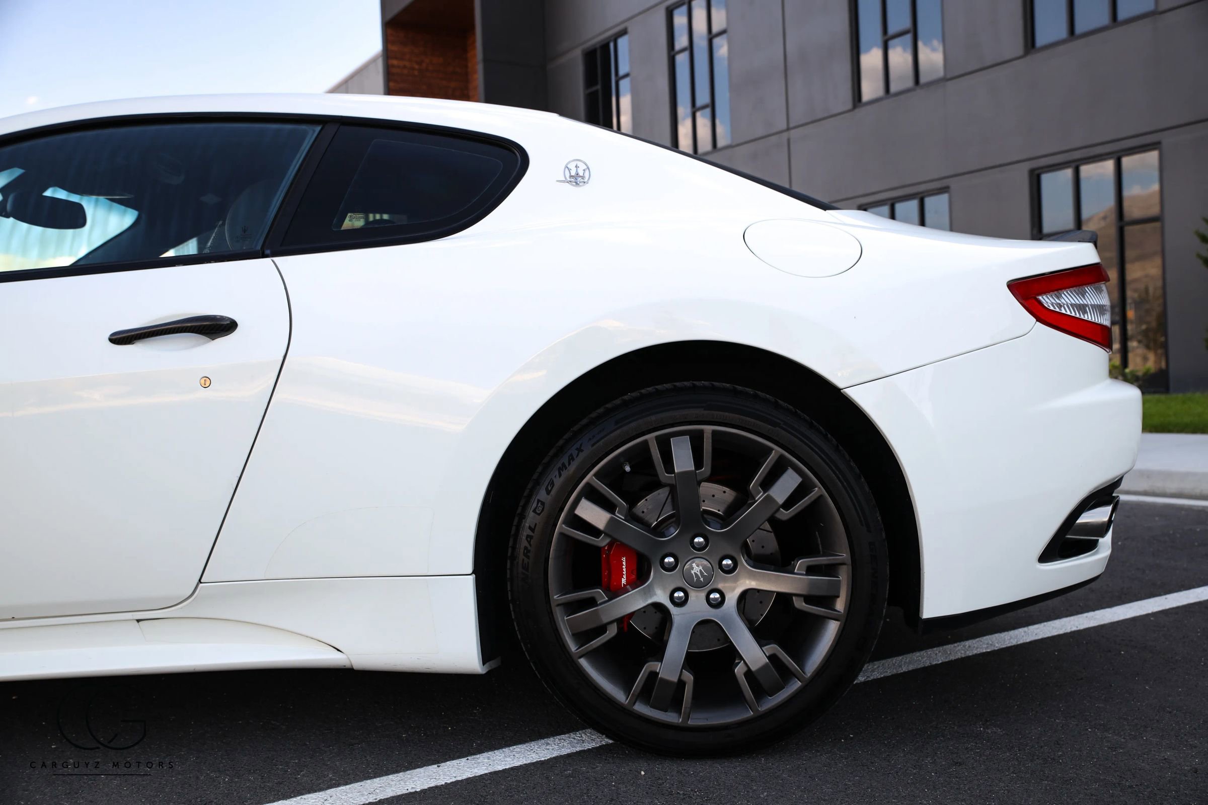 Used 2012 Maserati GranTurismo S image 12