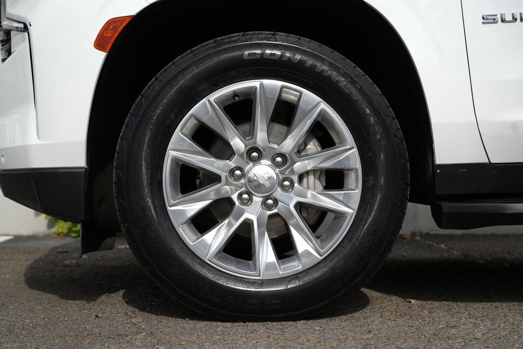 Used 2023 Chevrolet Suburban Premier image 13