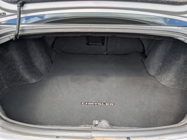 Used 2013 Chrysler 200 Touring w/ Cold Weather Group image 19