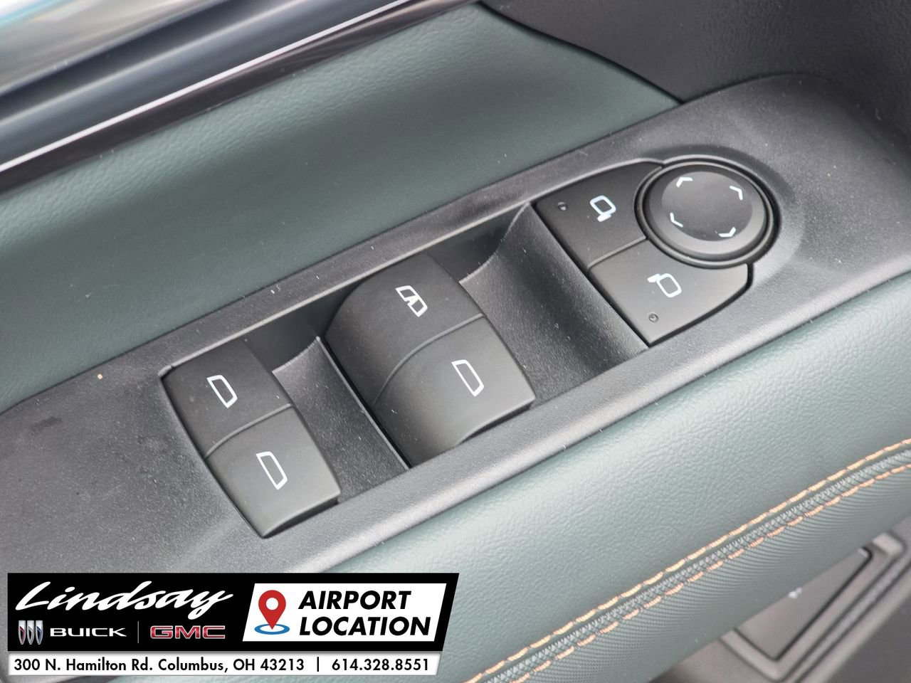 New 2026 GMC Terrain AT4 w/ Convenience Package III image 25