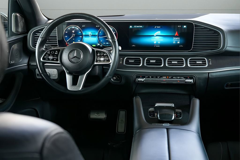 Used 2023 Mercedes-Benz Maybach GLS 600 4MATIC image 89