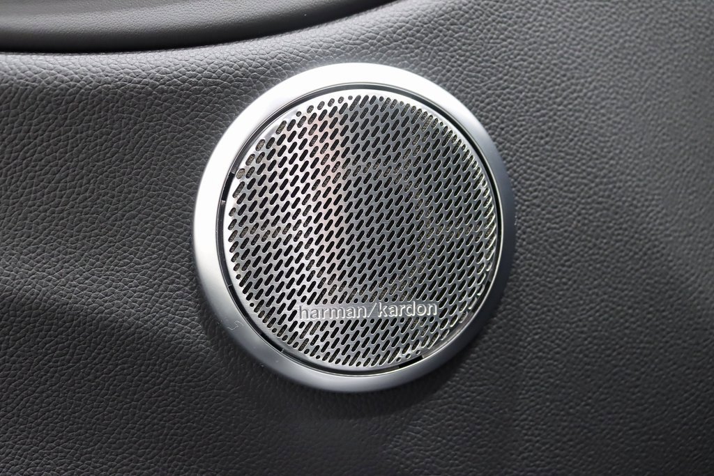 Used 2024 Alfa Romeo Giulia Quadrifoglio w/ Active Assist Plus Package image 31
