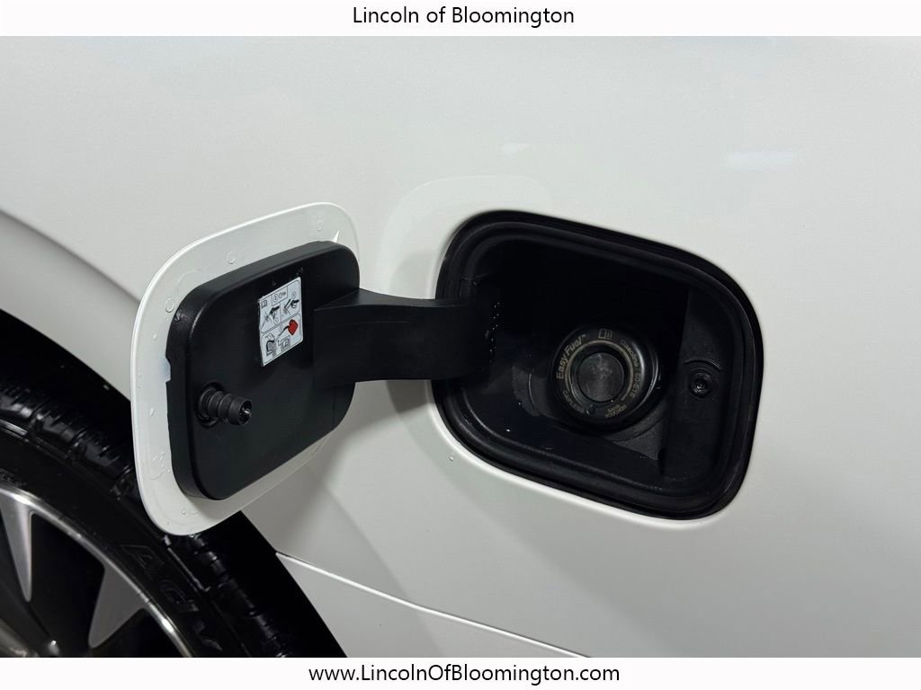 Used 2021 Lincoln Navigator L Reserve w/ Luxury Package image 15