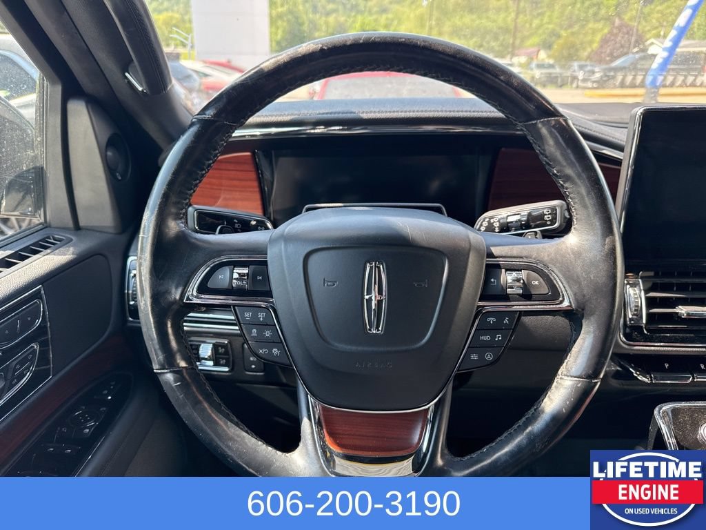 Used 2023 Lincoln Navigator Reserve AWD/4WD image 17