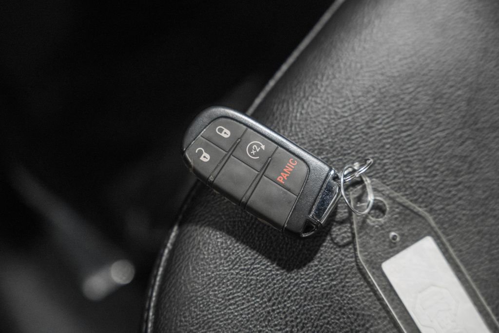 Used 2024 Jeep Compass Limited w/ Sun and Sound Group image 49