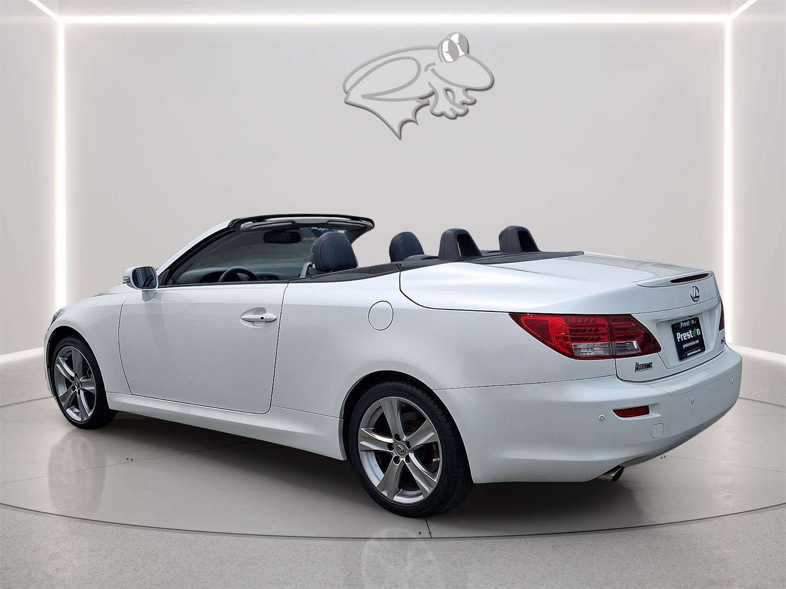 Used 2013 Lexus IS 250C RWD image 6