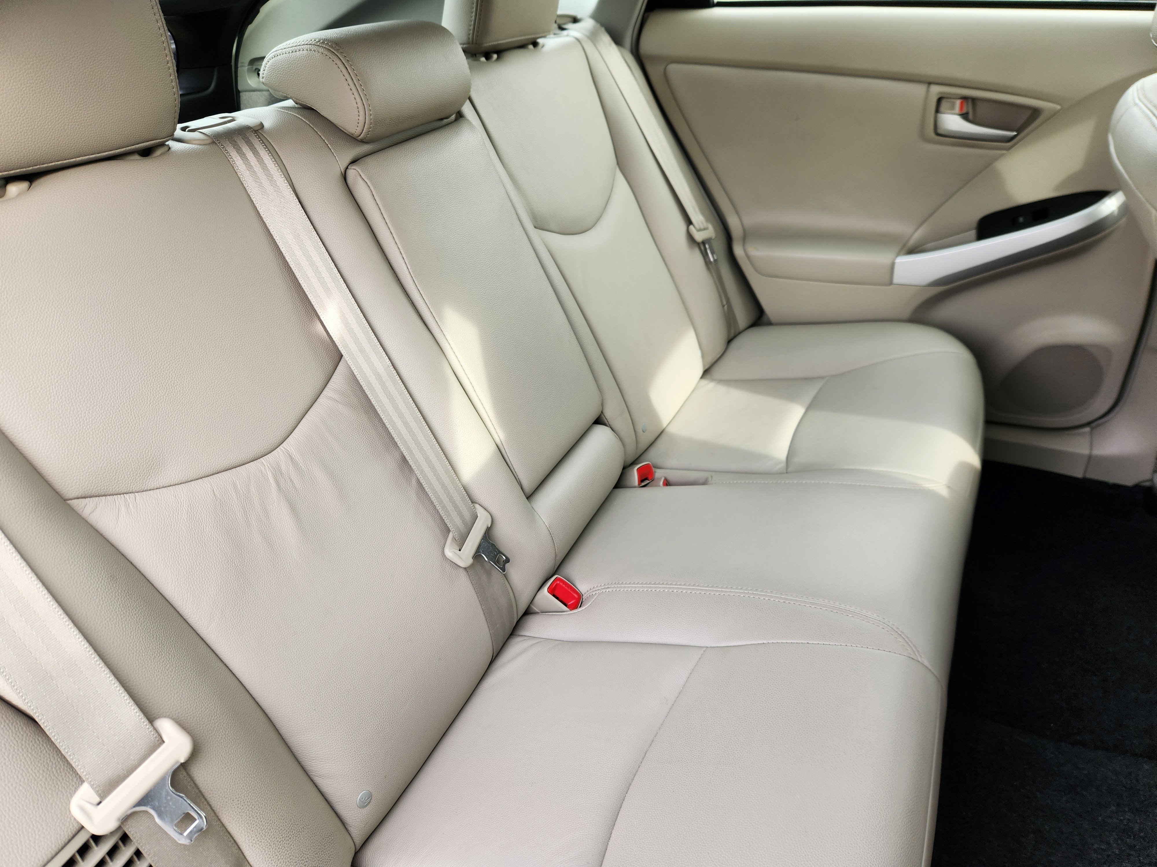 Used 2014 Toyota Prius Two image 14