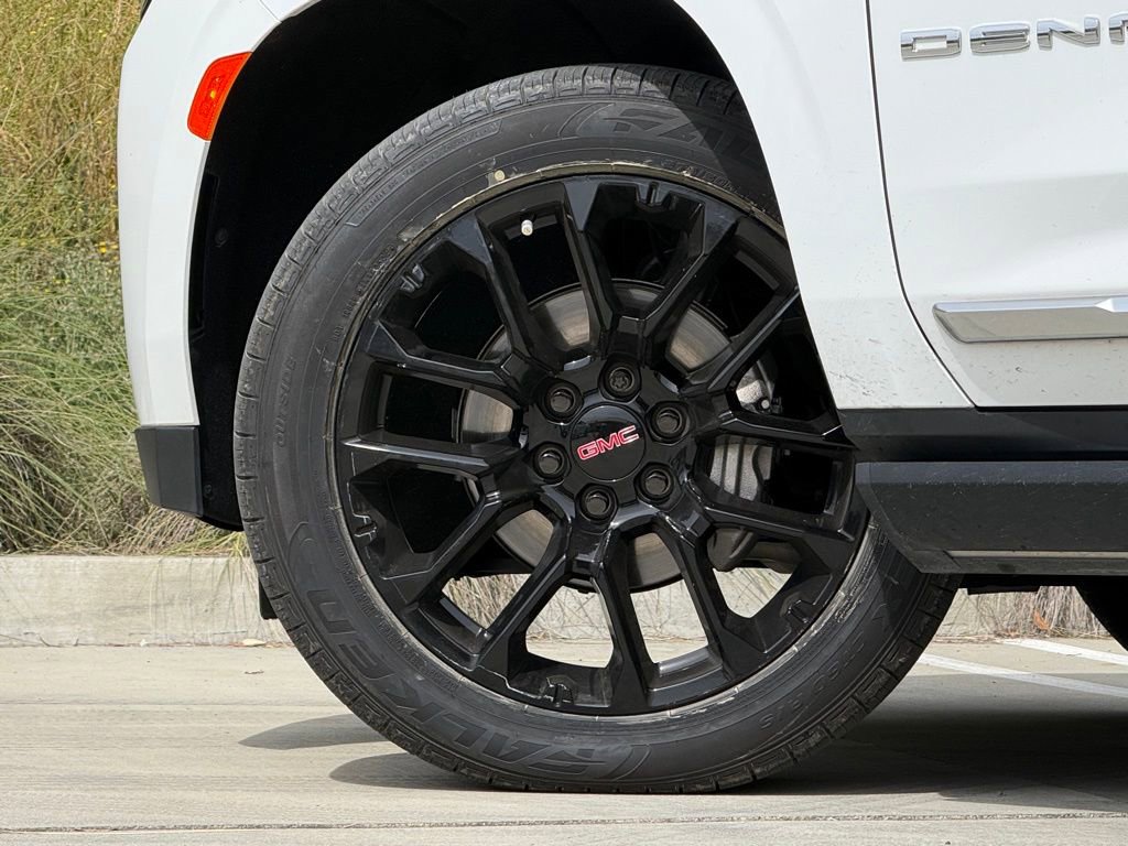 Used 2022 GMC Yukon Denali image 7