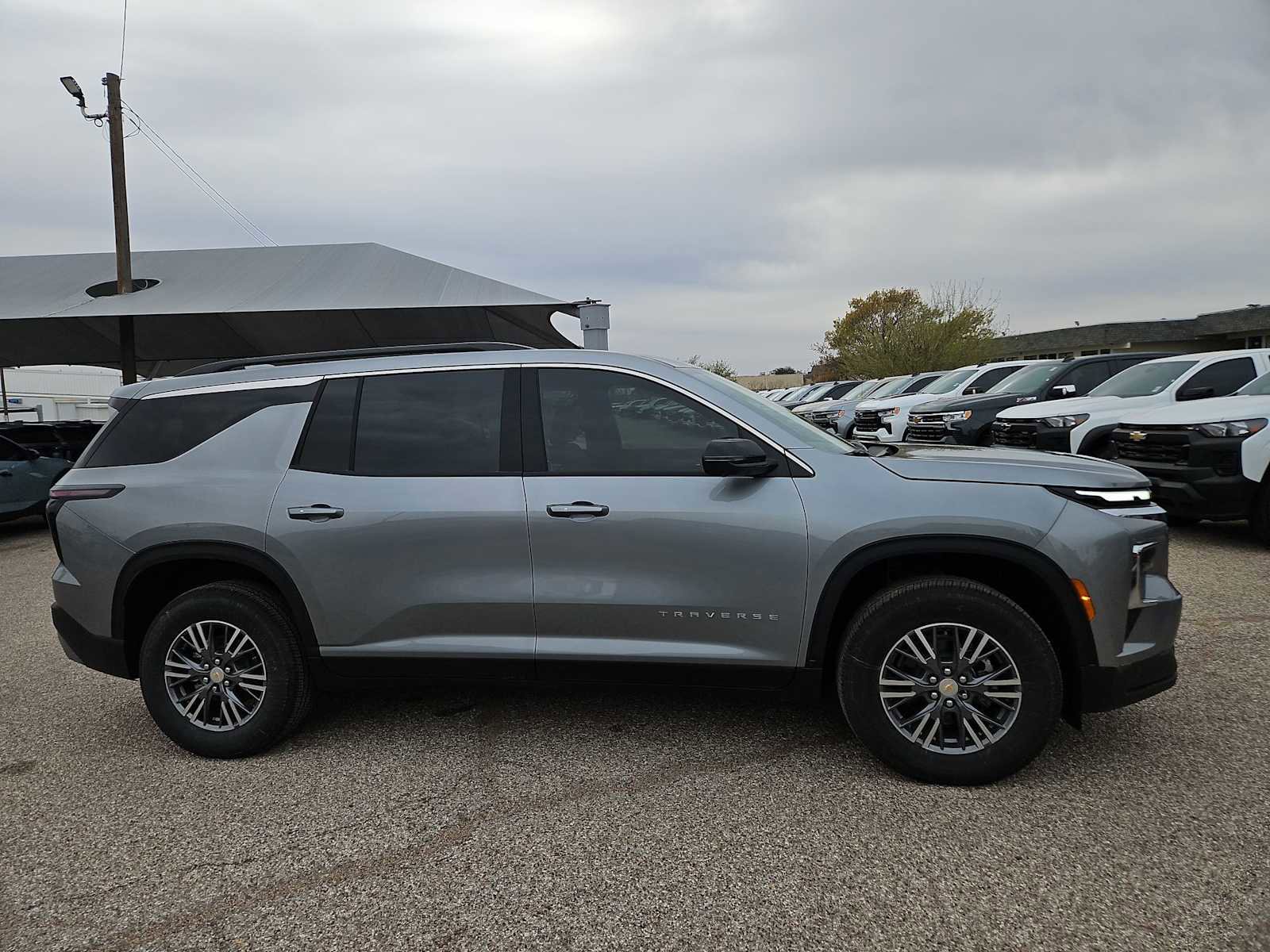 New 2026 Chevrolet Traverse LT w/ Driver Confidence Package image 9