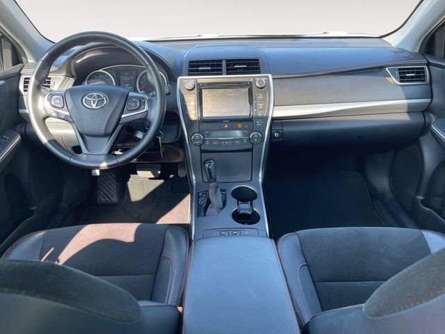 Used 2016 Toyota Camry XSE w/ Moonroof Package FWD image 10