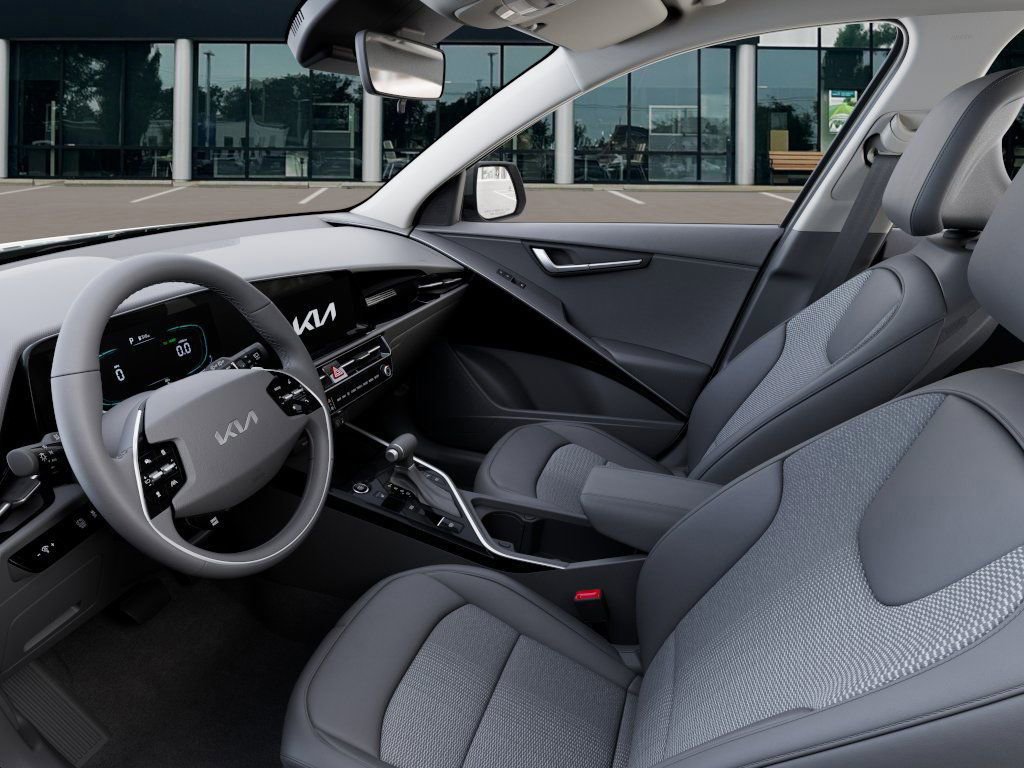 New 2026 Kia Niro EX image 39