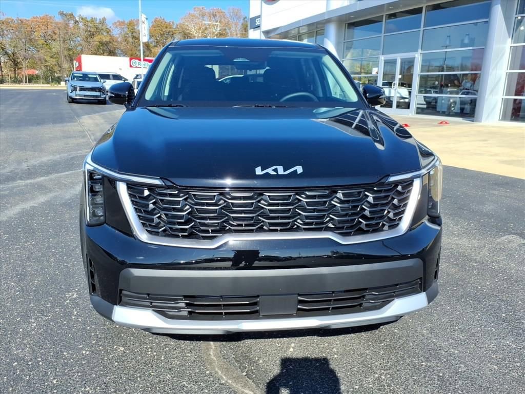 Used 2026 Kia Sorento LX FWD image 2