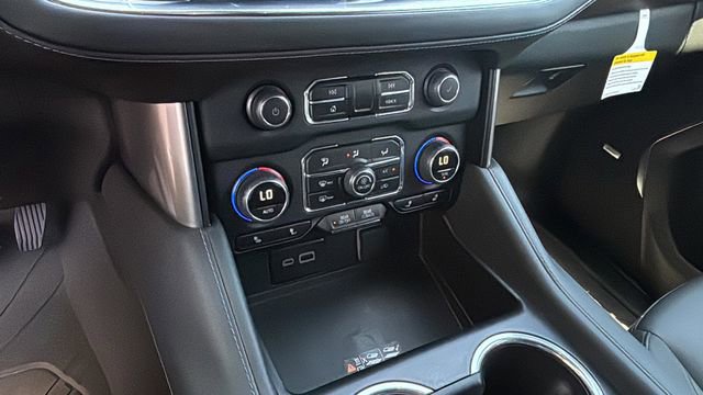 Used 2024 Chevrolet Tahoe Z71 w/ Z71 Off-Road Package image 31