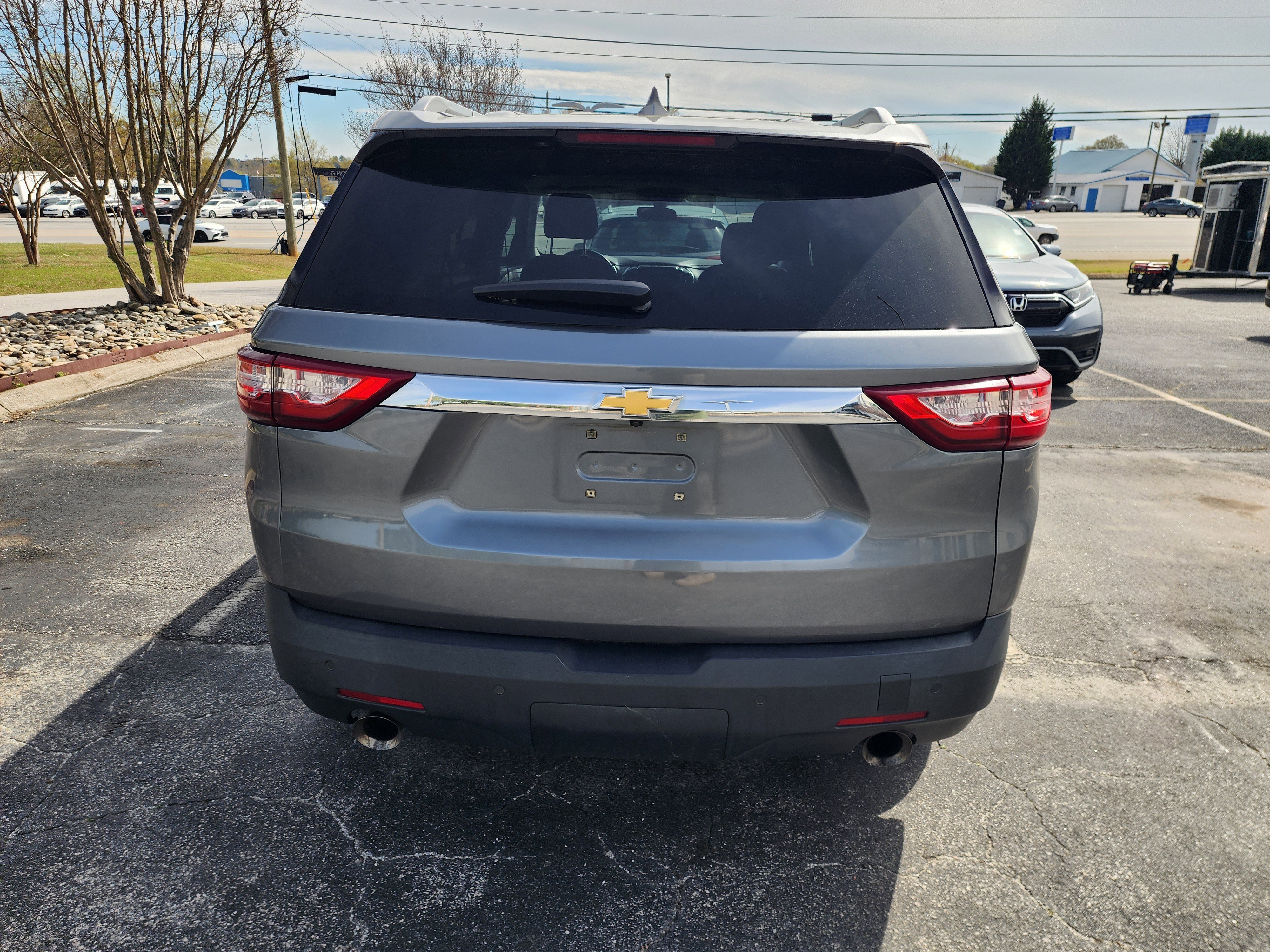 Used 2018 Chevrolet Traverse LT image 6